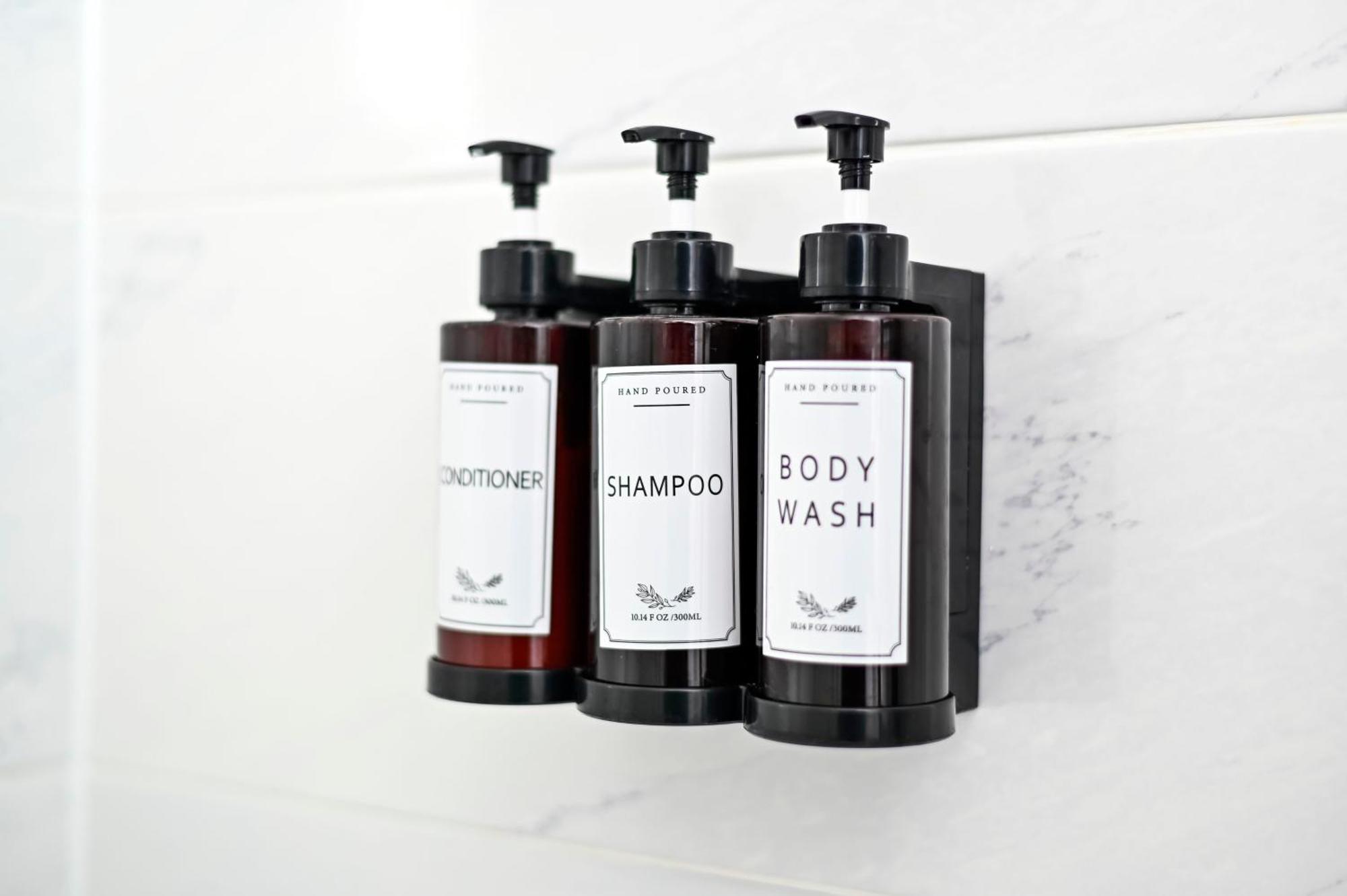 Appartamento New Chic 3-Bed Flat In Clapham Londra Esterno foto