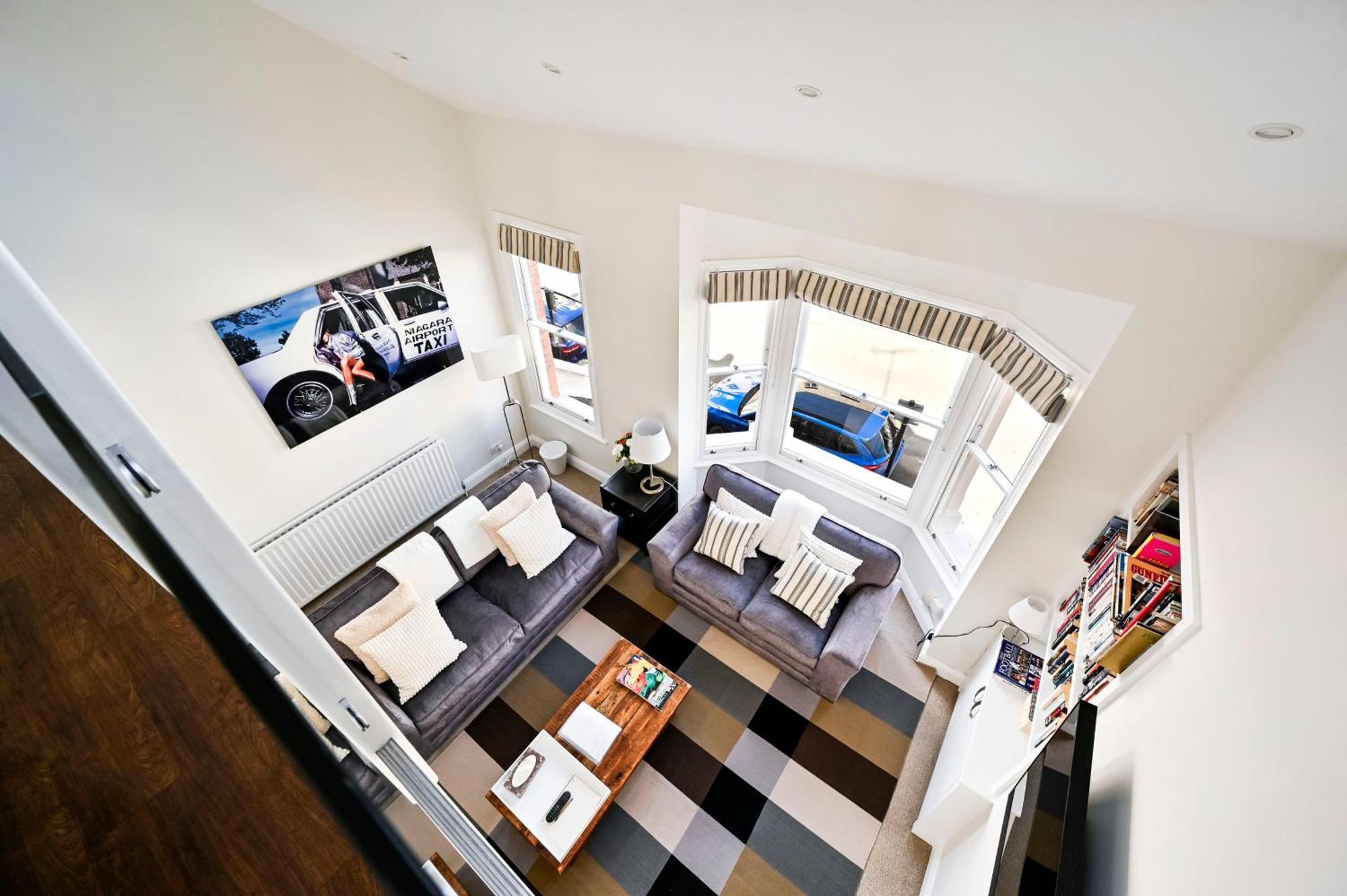 Appartamento New Chic 3-Bed Flat In Clapham Londra Esterno foto